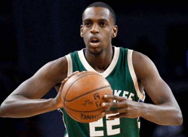 这句在队内 这句在队内